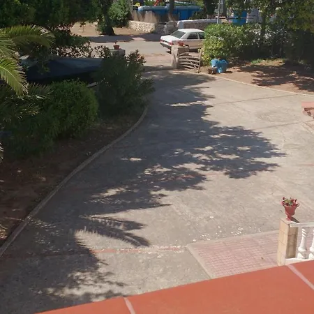 Nueva * カラ・ガルダナ